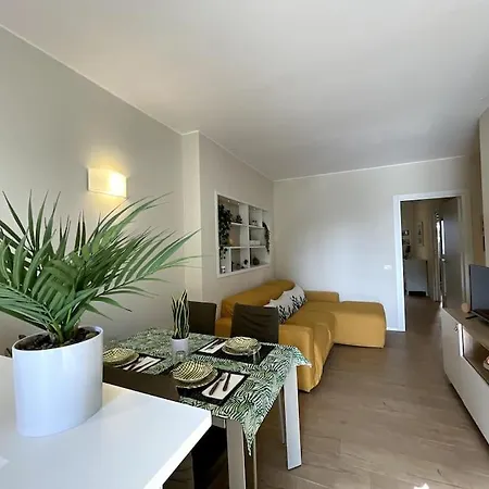 Elegante Linate Apartment Milan